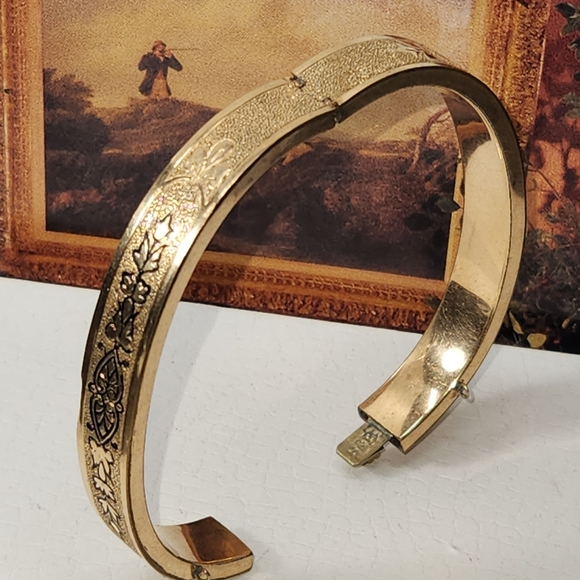 #2229, ANTIQUE VICTORIAN B&B SIGNED 1861's BLACK ENAMEL GOLD FILLED, TESTED - Picture 5 of 8